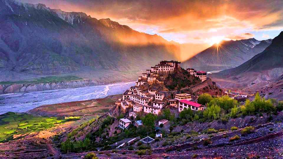 Spiti Snow Trails – Winter Escape Tour Package