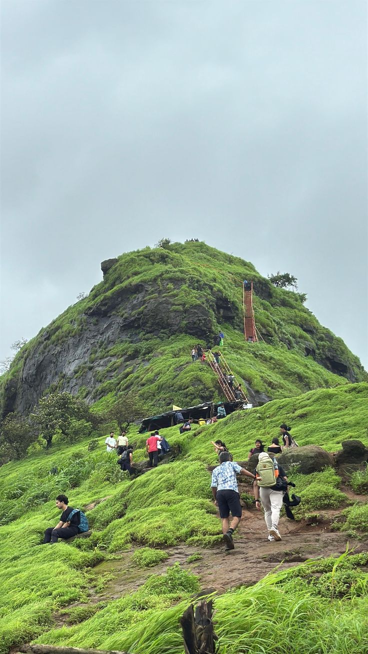 Scenic Hills & Lakes Retreat – Bhandardara and Saputara Tour – 4 Nights / 5 Days Tour Package