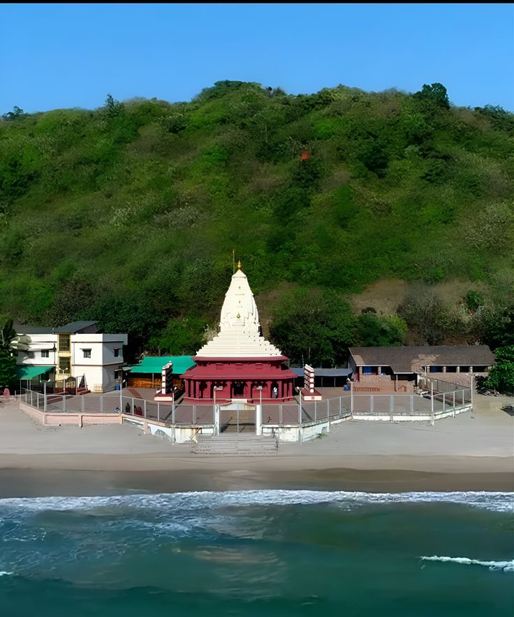 Coastal Charms & Hill Harmony – Blissful Maharashtra Getaway Tour Package