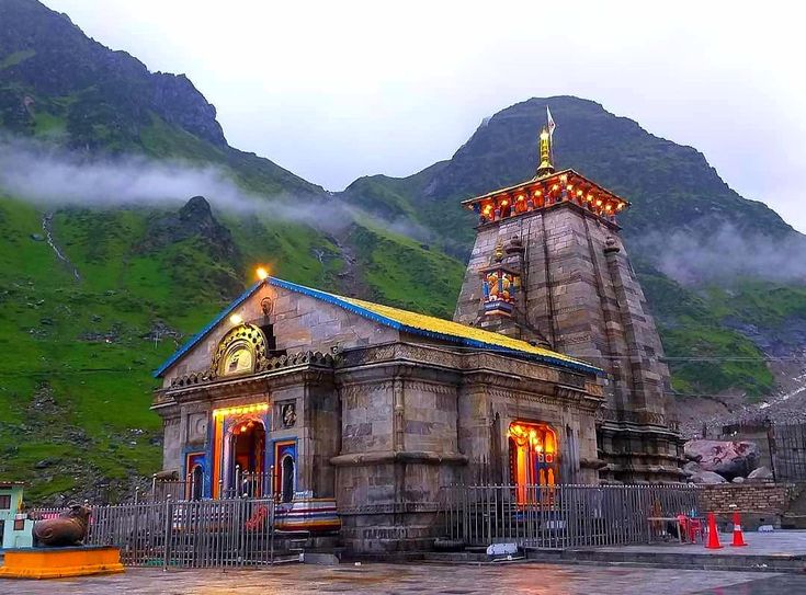 Chardham Tour Package by Helicopter Tour Package