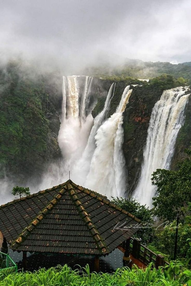 Top tourist places to visit in Karnataka India